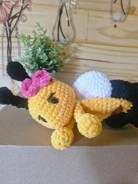 Amigurumi - Ballerina Bee